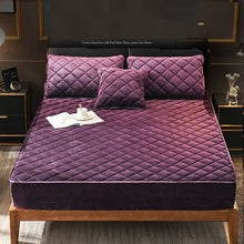 Load image into Gallery viewer, Crystal Velvet Thicken Quilted Mattress Cover Warm Soft Plush Queen King Quilted Bed Fitted Sheet Not Including Pillowcase
